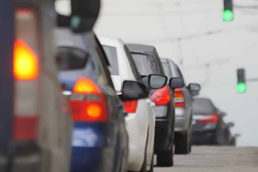 How to Manage Your Stress During Rush Hour Traffic